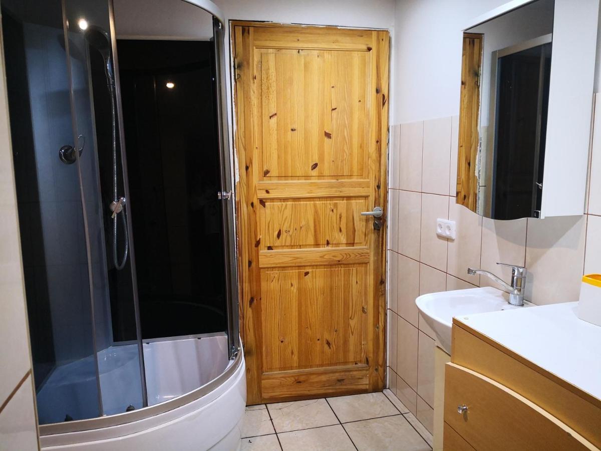 Ferienwohnung Kambario Nuoma Su Bendru Vonios Kambariu Kaunas Exterior foto