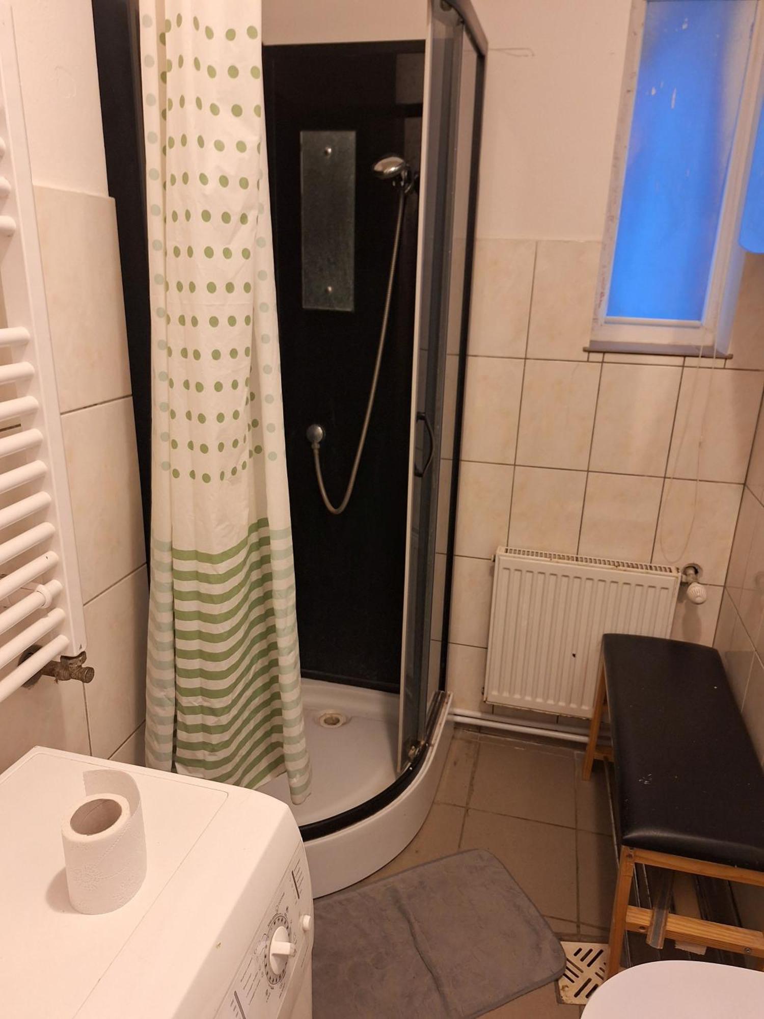 Ferienwohnung Kambario Nuoma Su Bendru Vonios Kambariu Kaunas Exterior foto